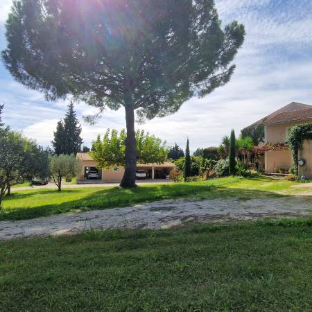 Cliquez pour en savoir plus...